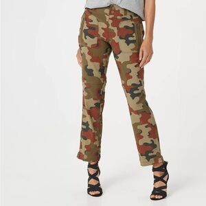 🆕 G.I.L.I. Petite Stretch Camo Printed Pants #T806